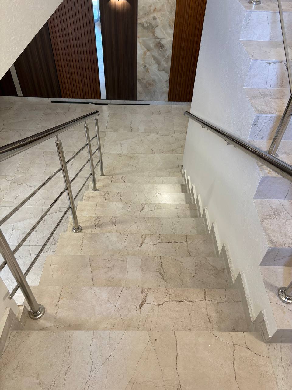 Balustradă din inox — vedere laterală