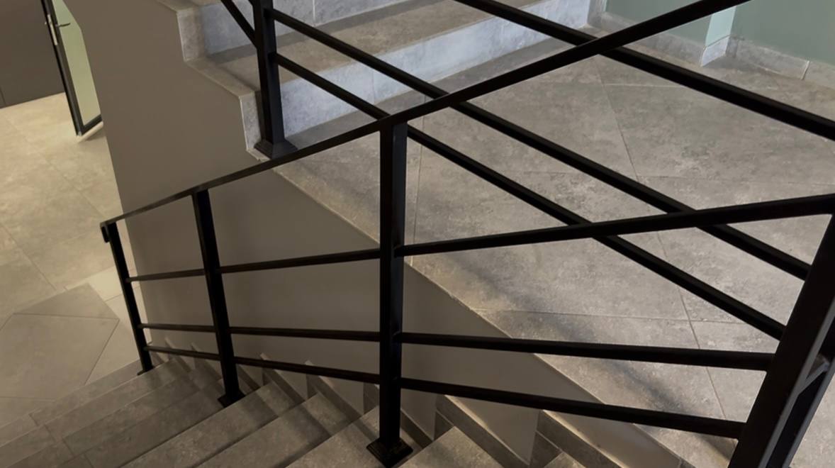 Balustradă metalică — detaliu sudură